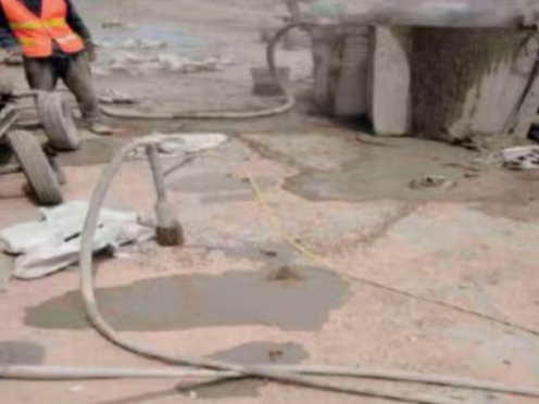 杜集水泥混凝土路面板底注浆技术 路面脱空注浆整治方案